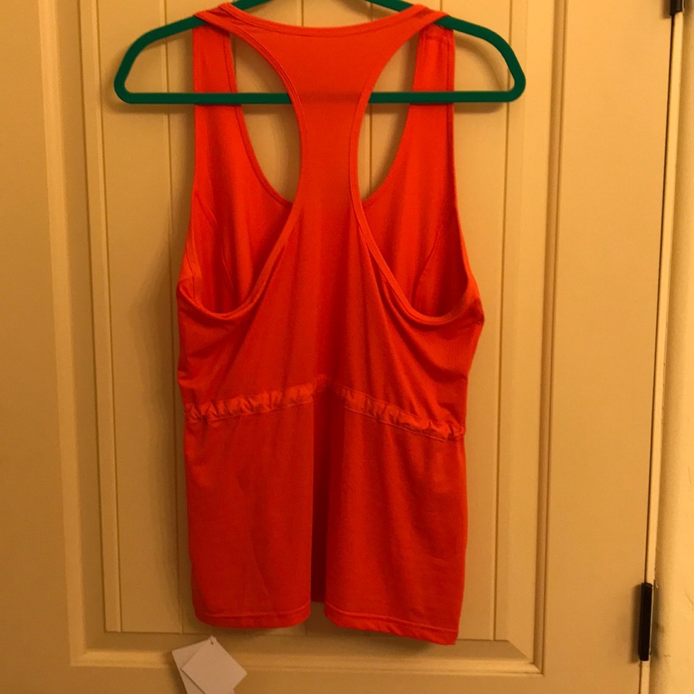 Fabletics Lana Tank - Picture 2 of 5